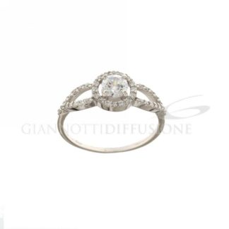 Solitaire ring