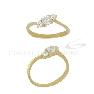 Trilogy Ring in Yellow Gold