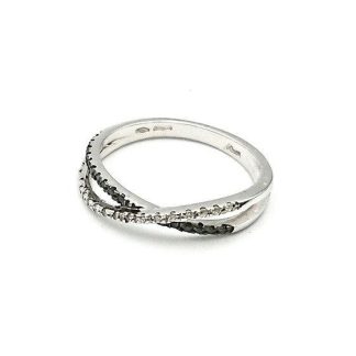 Miluna Cross Ring in White Gold