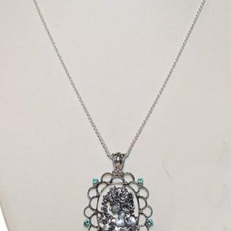 Necklace with Gold Pendant Art