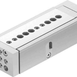 Cilindro guidato Festo serie DGSL 543973, corsa 50mm, foro da 16mm, Doppio effetto, 8 bar max