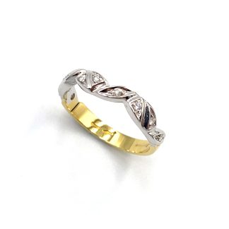 Le Duchesse Two-Tone Gold Band