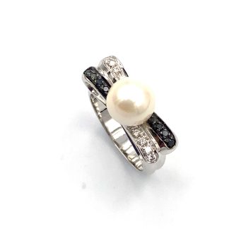 Nimei Pearl Bow Ring