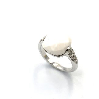 Ring with White Agate