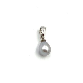 Gray Drop Pearl Pendant