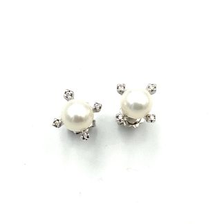 White Gold and Pearl Earrings